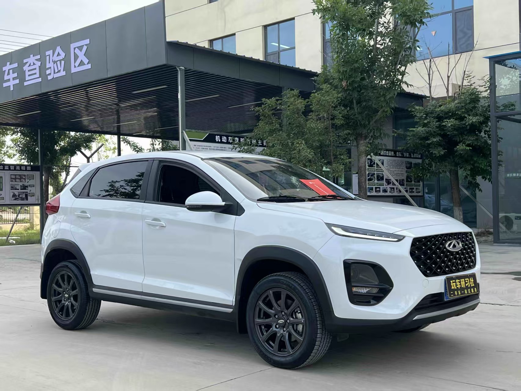 Chery Tiggo 3x 2025 #8 Chery Tiggo 3x 2025 صورة سيارة #8