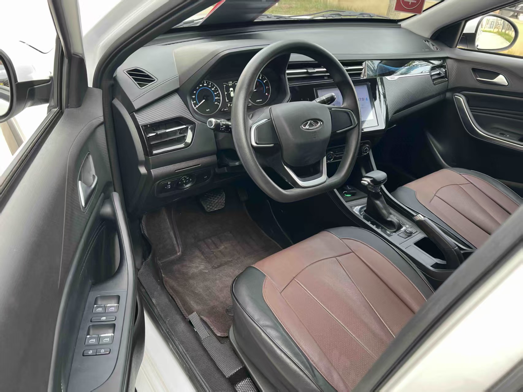 Chery Tiggo 3x 2025 #6 Chery Tiggo 3x 2025 صورة سيارة #6