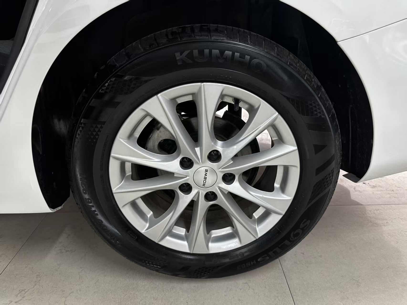 Roewe i5 2024 #14 Roewe i5 2024 صورة سيارة #14