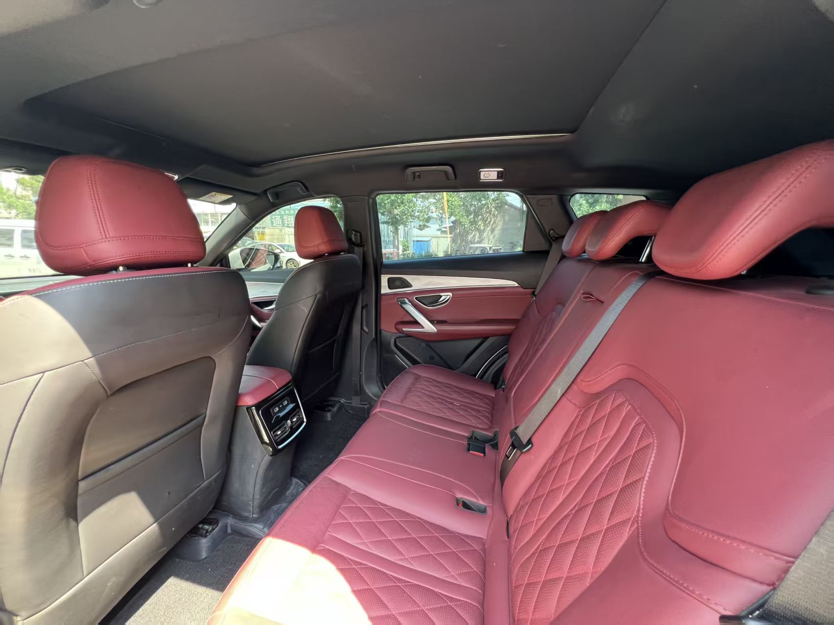 Jetour X70 PLUS 2024 image de voiture #4