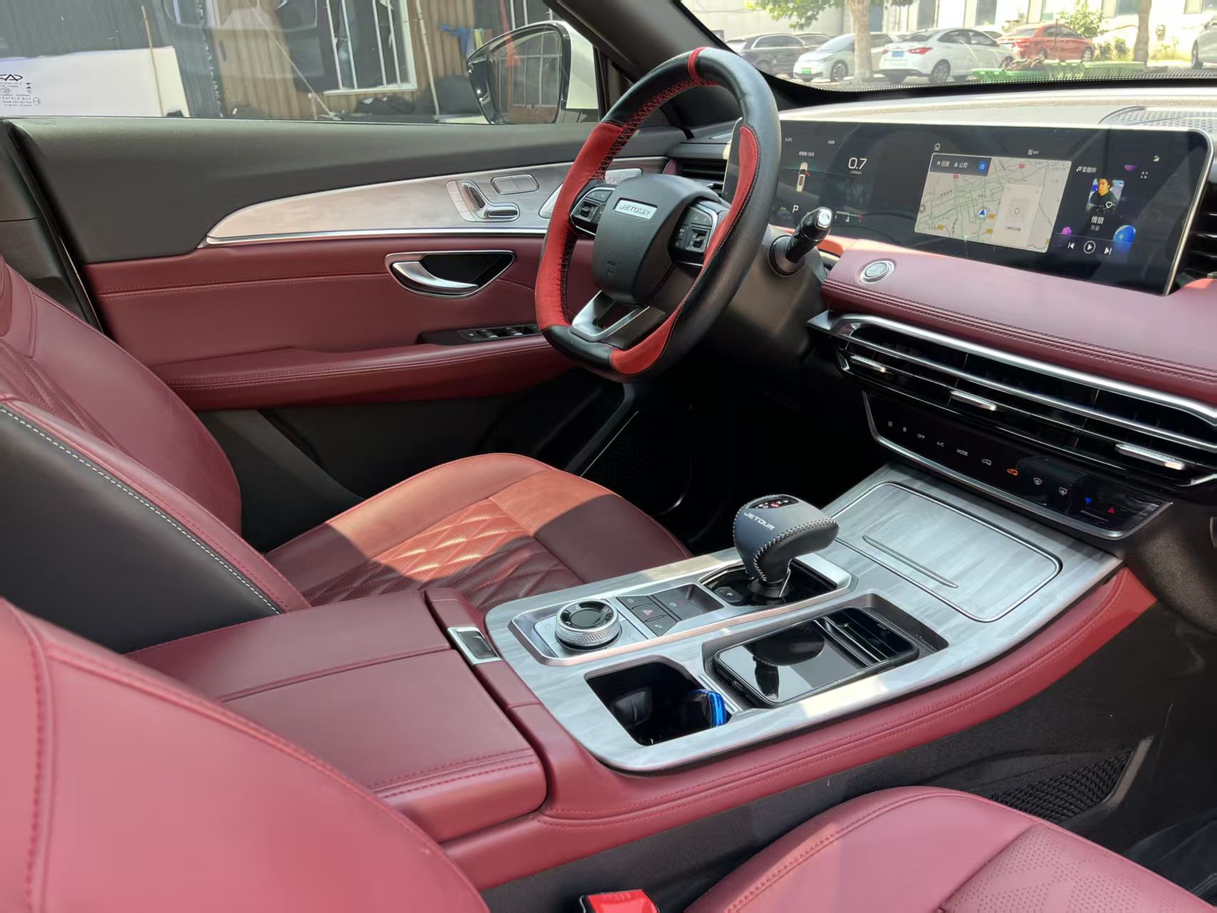 Jetour X70 PLUS 2024 image de voiture #7