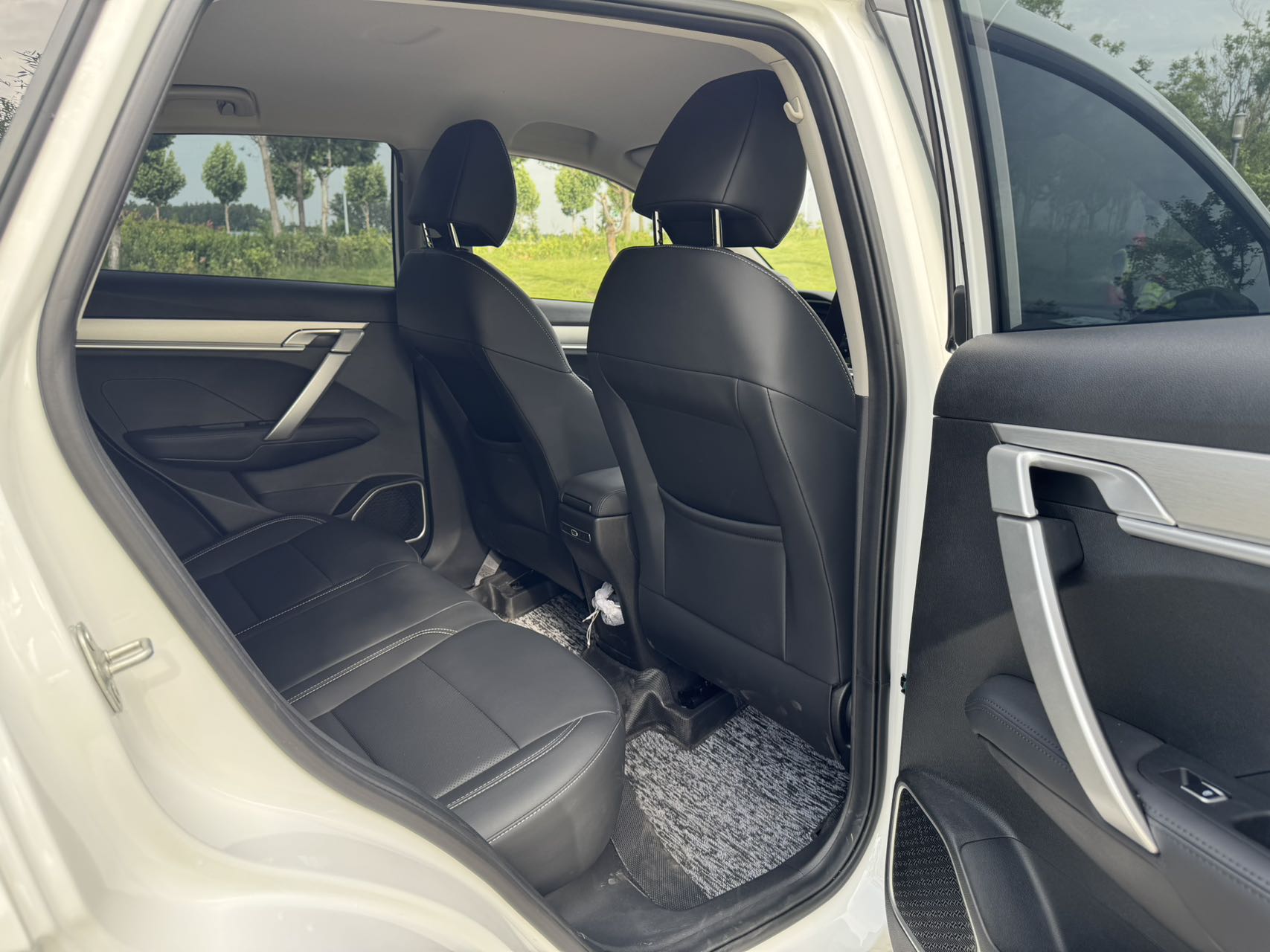GEELY Coolray 2025 #3 GEELY Coolray 2025 imagen de coche #3