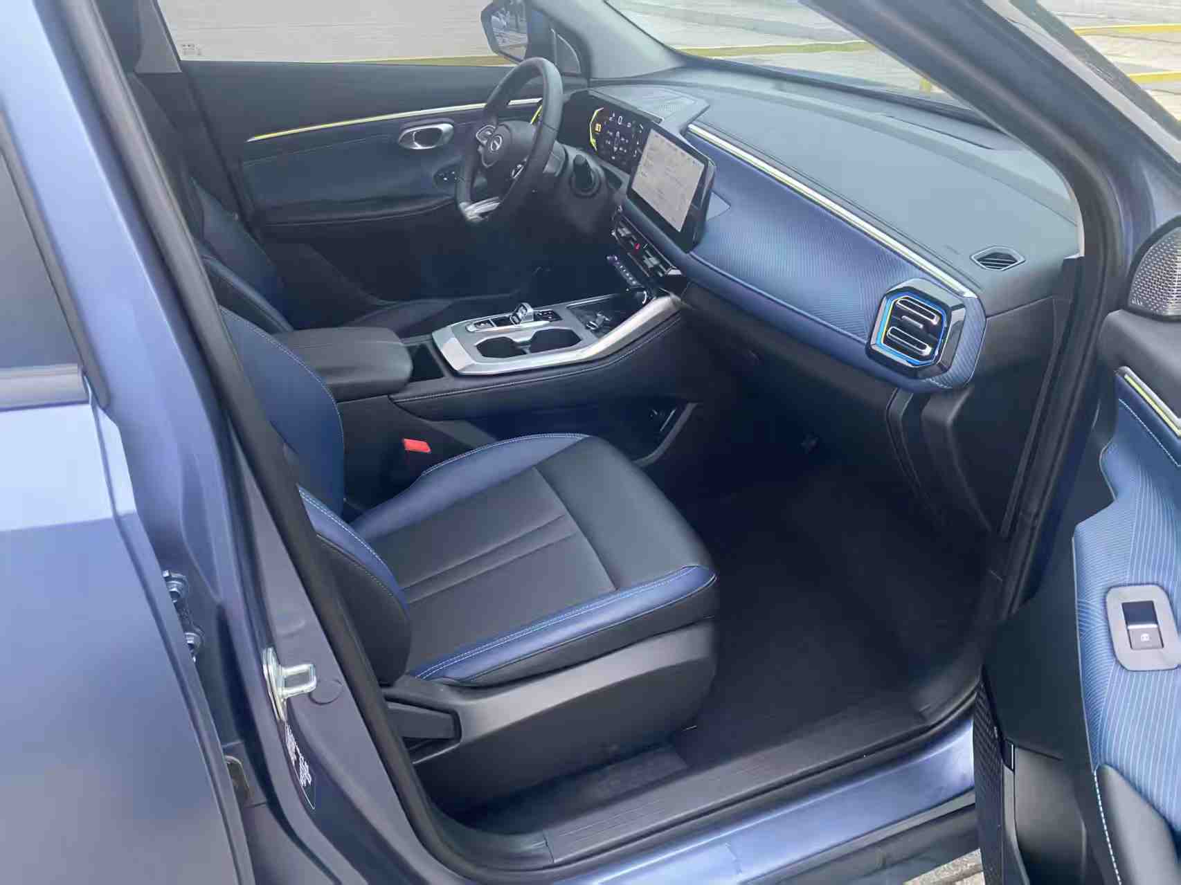 GAC Trumpchi GS3 2024 #8 GAC Trumpchi GS3 2024 car image #8