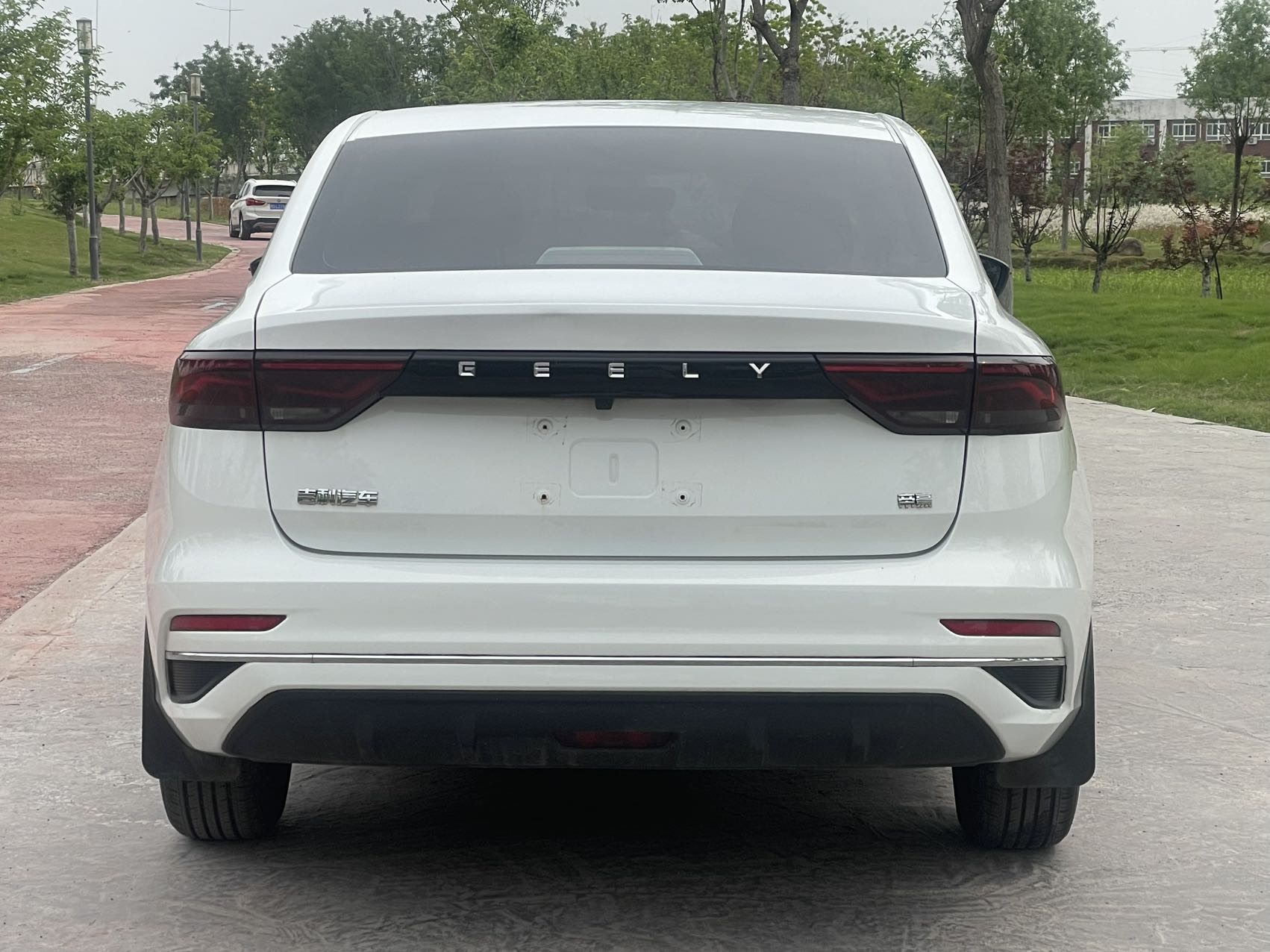 GEELY Emgrand 2023 #9 GEELY Emgrand 2023 صورة سيارة #9