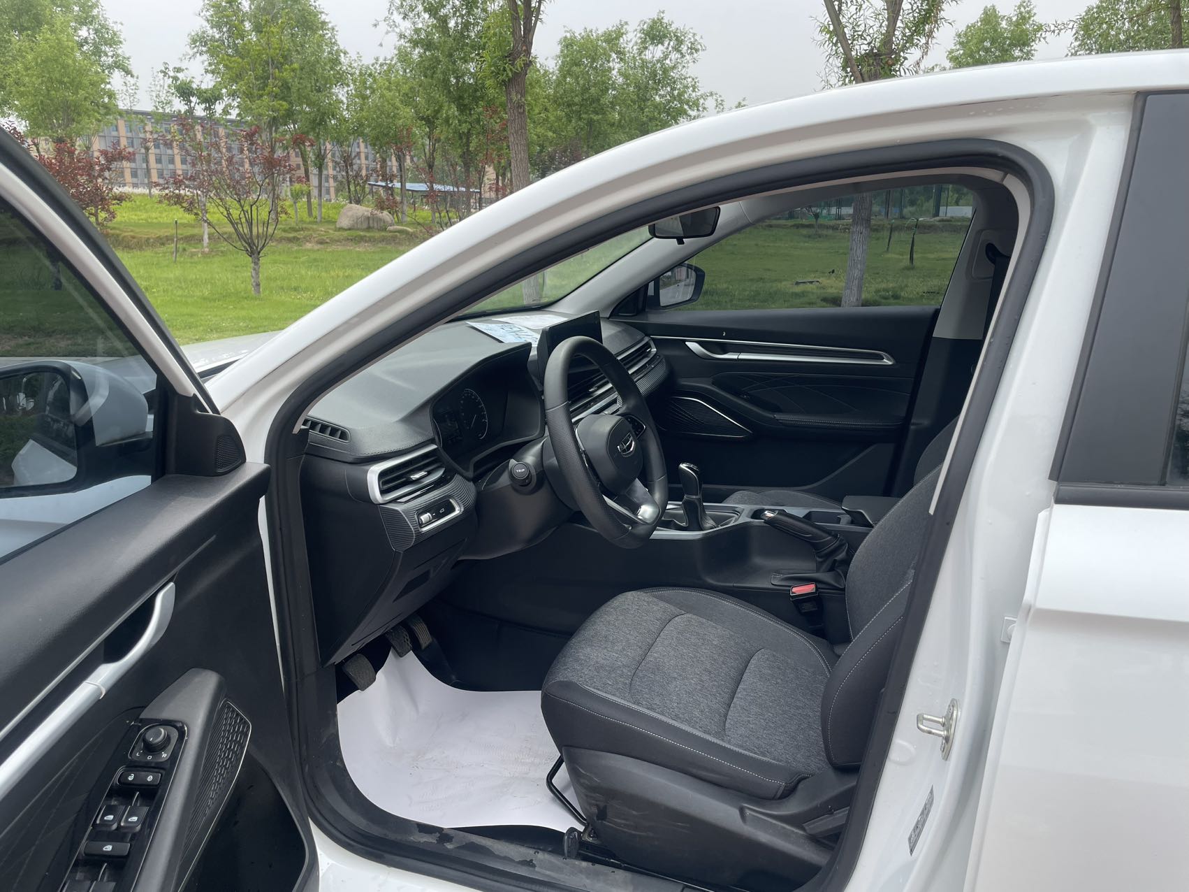 GEELY Emgrand 2023 #11 GEELY Emgrand 2023 صورة سيارة #11