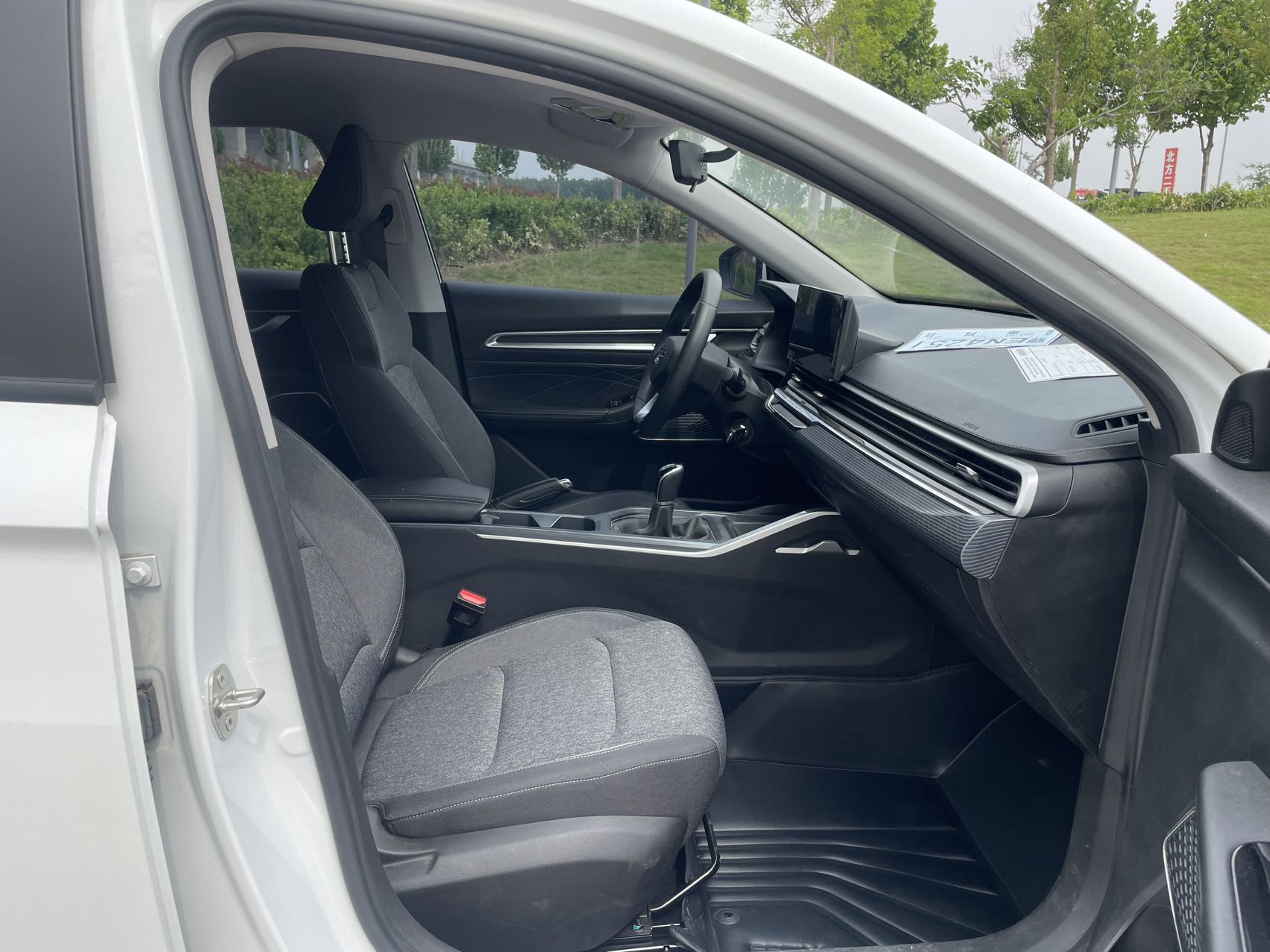 GEELY Emgrand 2023 #10 GEELY Emgrand 2023 صورة سيارة #10
