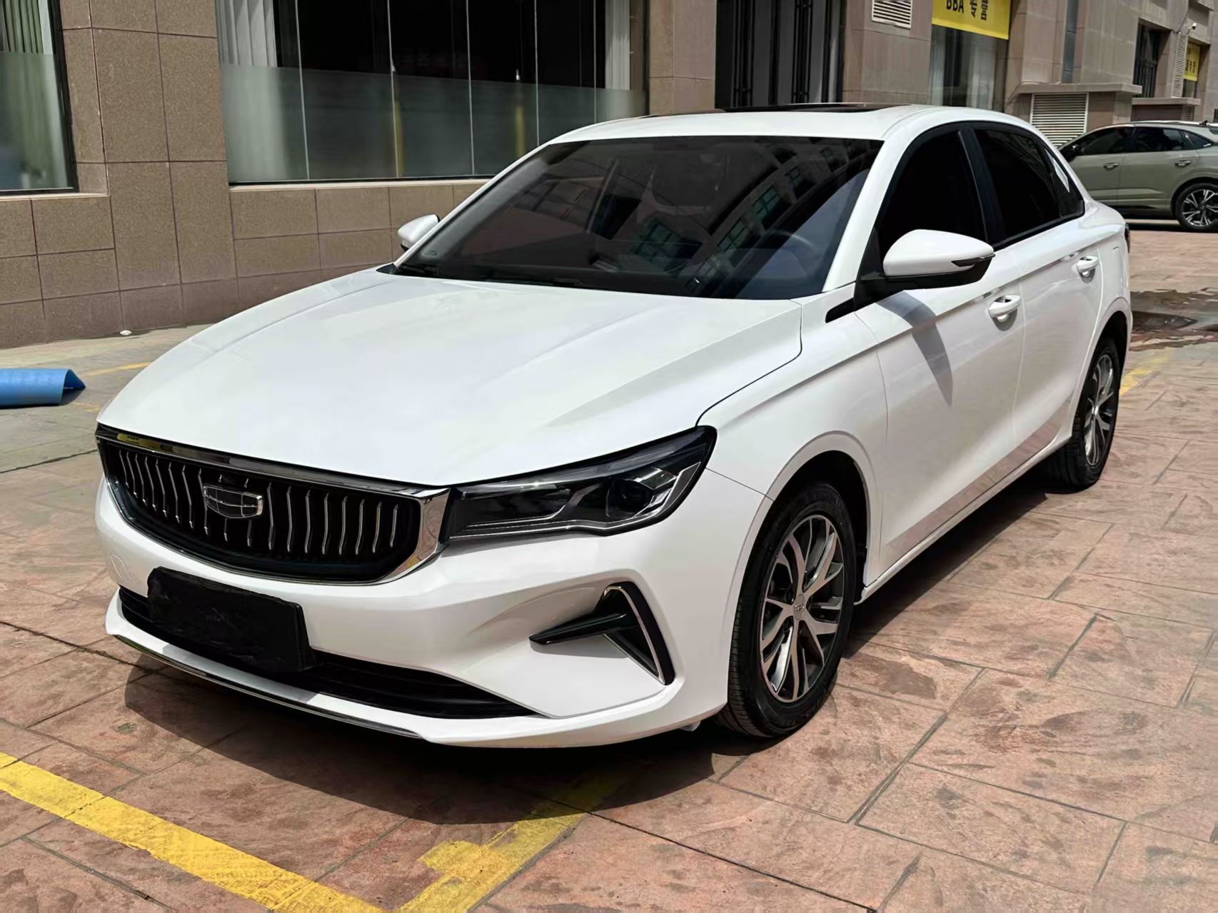 GEELY Emgrand 2023 immagine di auto 