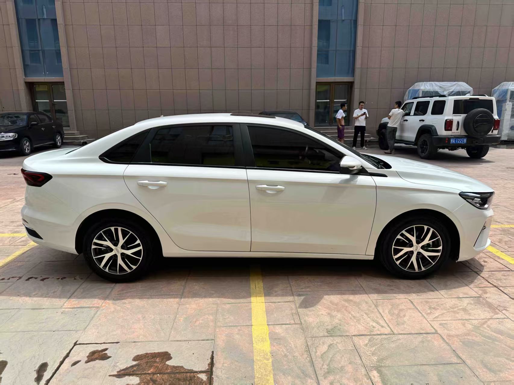 GEELY Emgrand 2023 #12 GEELY Emgrand 2023 car image #12