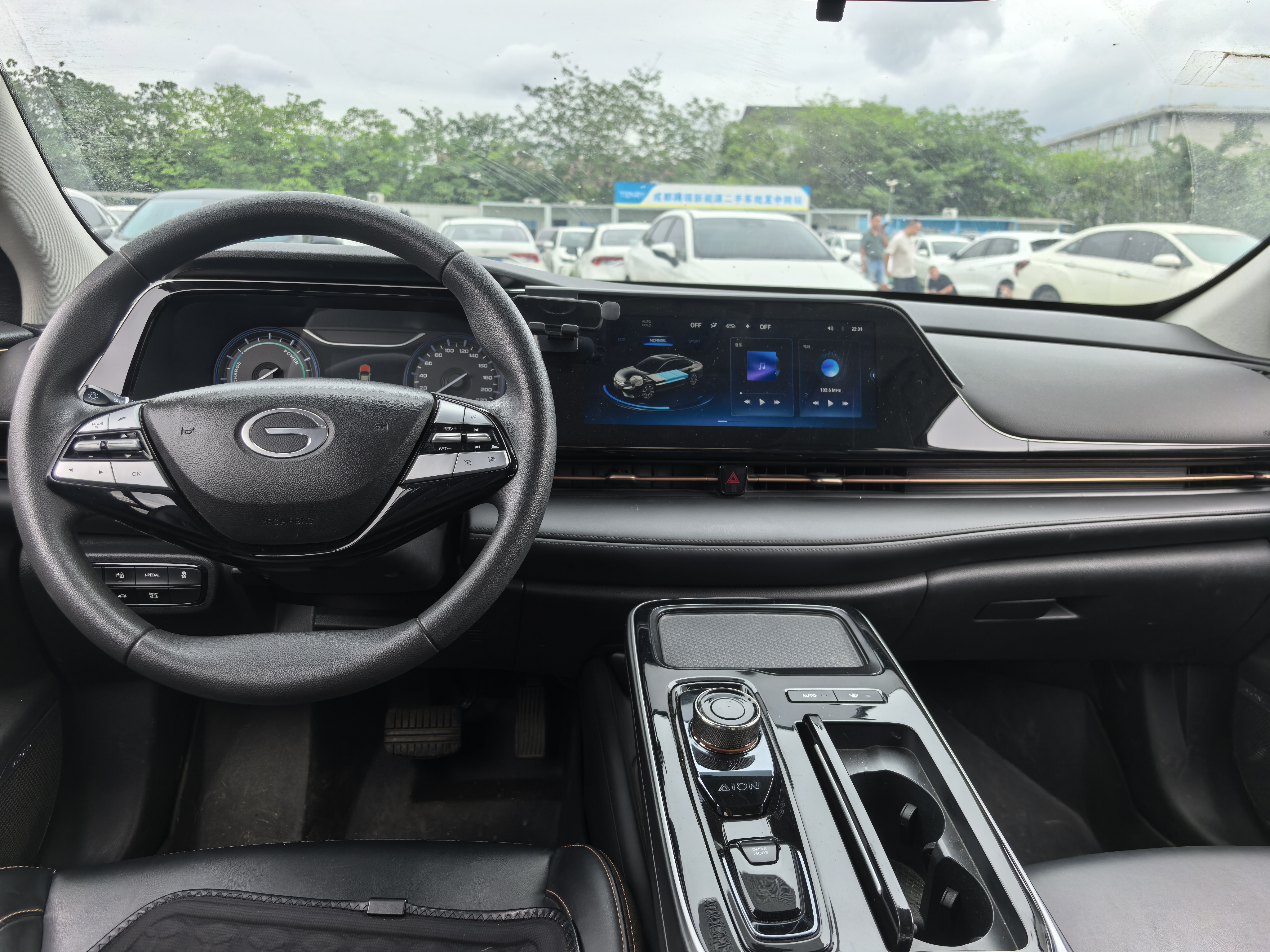 2023 car image #7