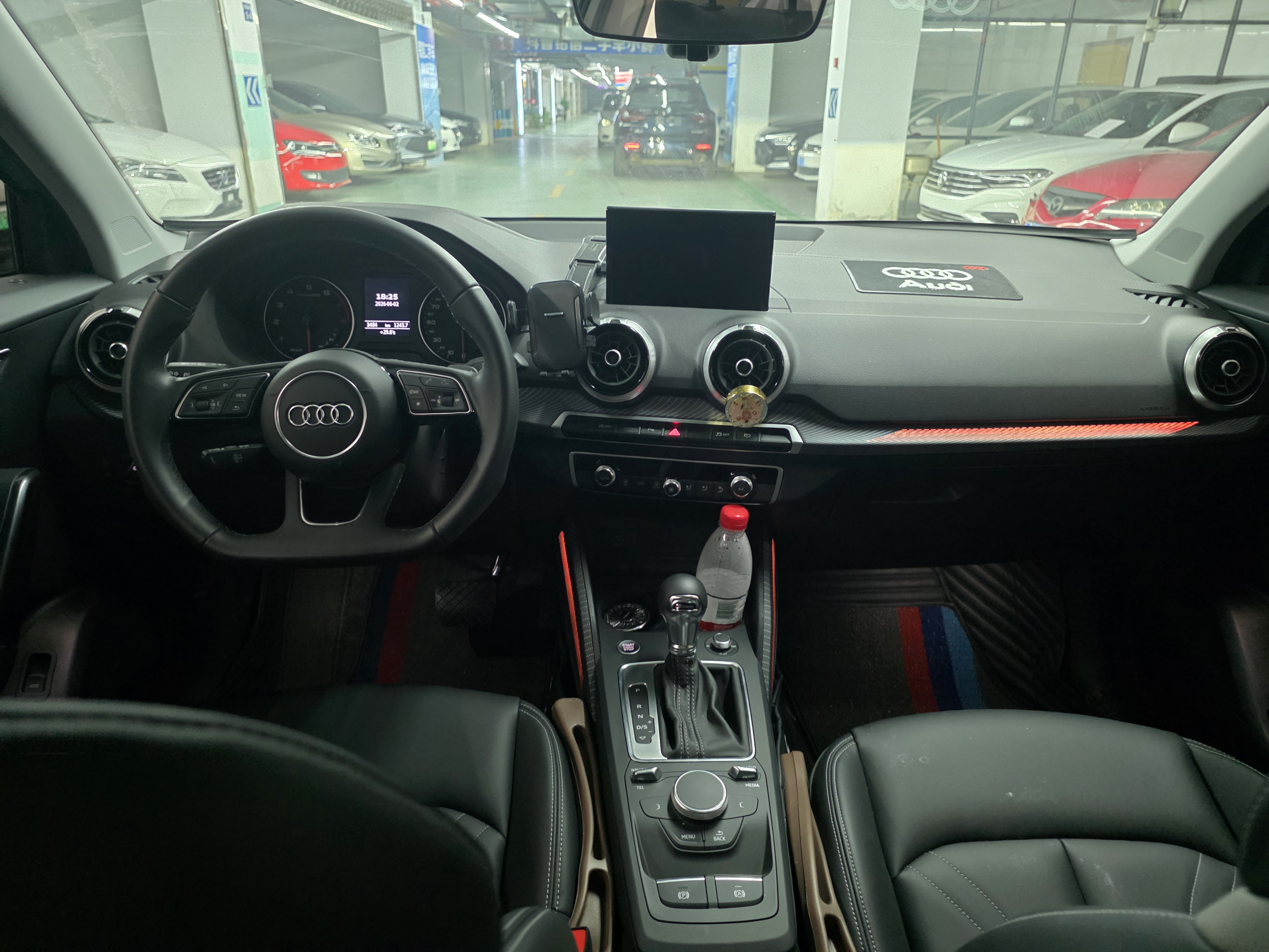 Audi Q2L 2025 #4 Audi Q2L 2025 car image #4