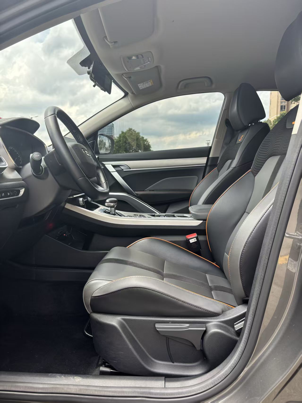 GEELY Coolray 2023 #9 GEELY Coolray 2023 car image #9