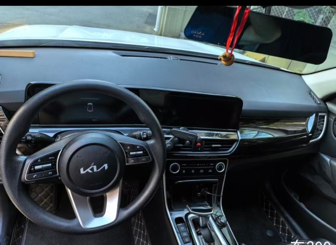 Kia Seltos 2025 car image #7
