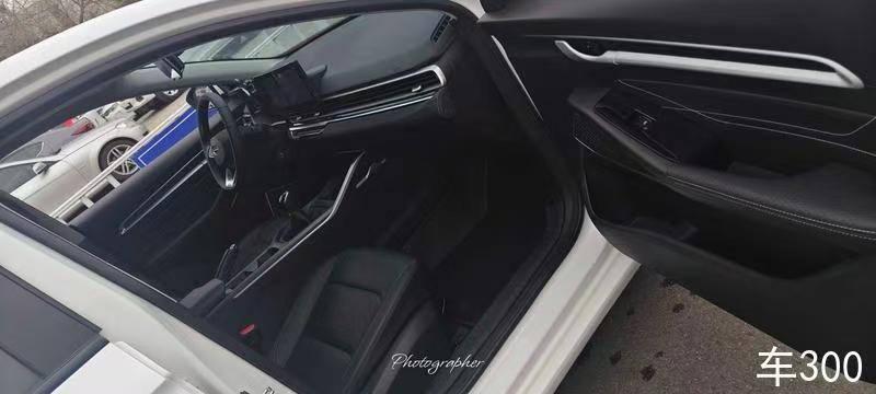 GEELY Emgrand 2023 #4 GEELY Emgrand 2023 car image #4