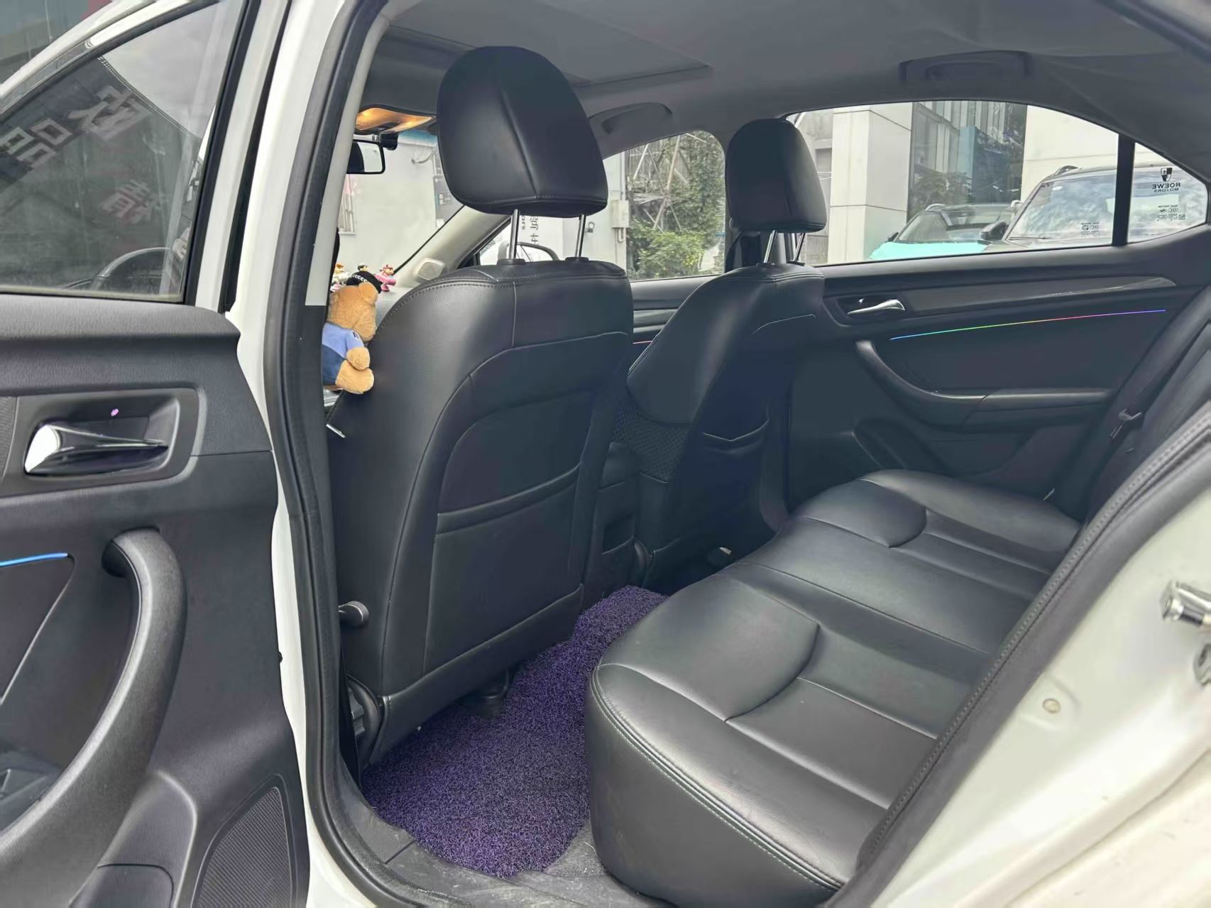 Roewe 360 2016 #7 Roewe 360 2016 car image #7