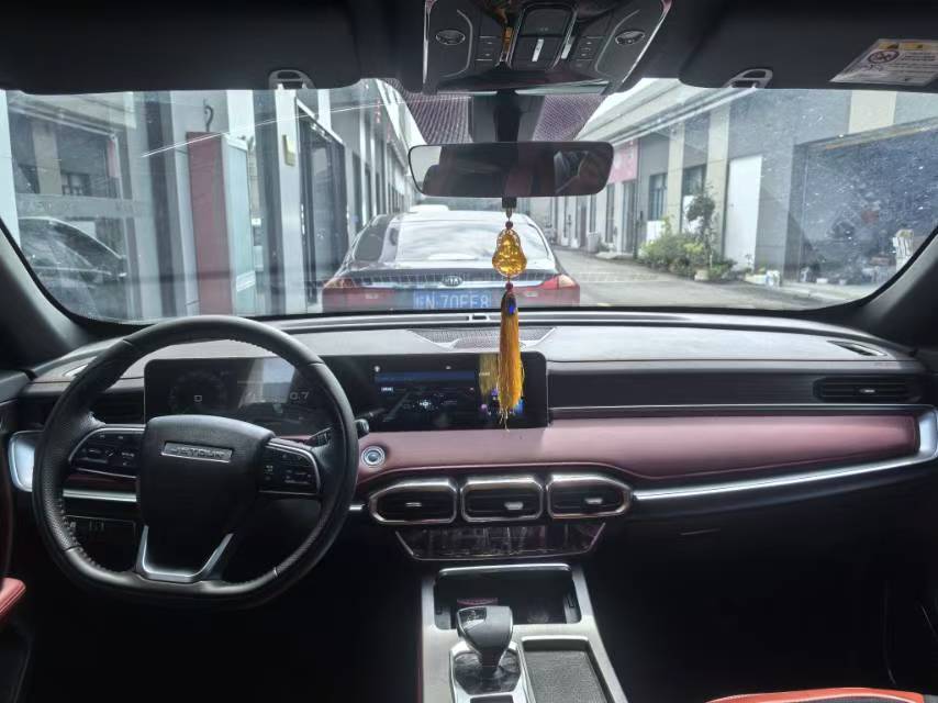 Jetour X70 PLUS 2024 car image #4