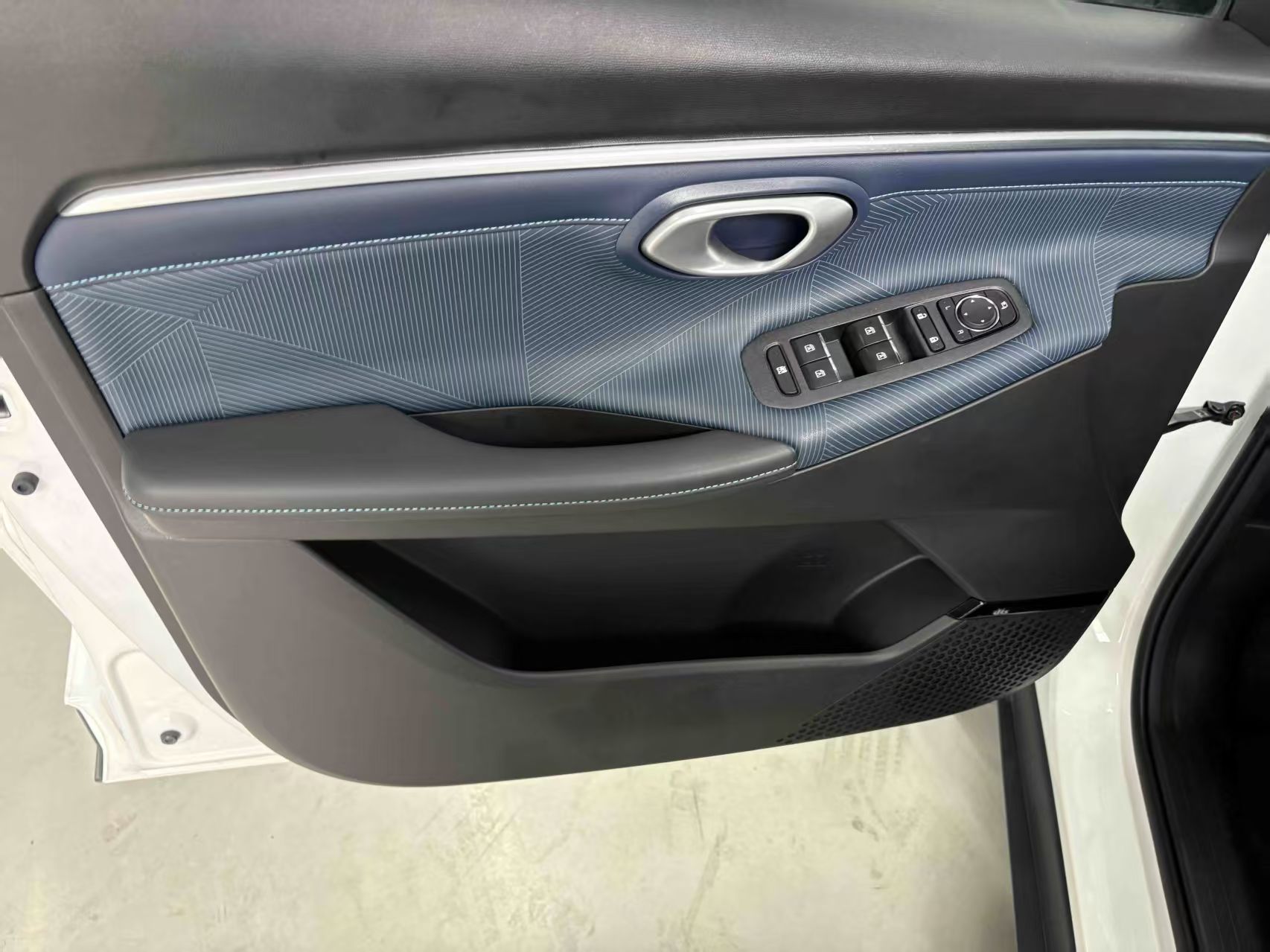 GAC Trumpchi GS3 2024 #5 GAC Trumpchi GS3 2024 car image #5