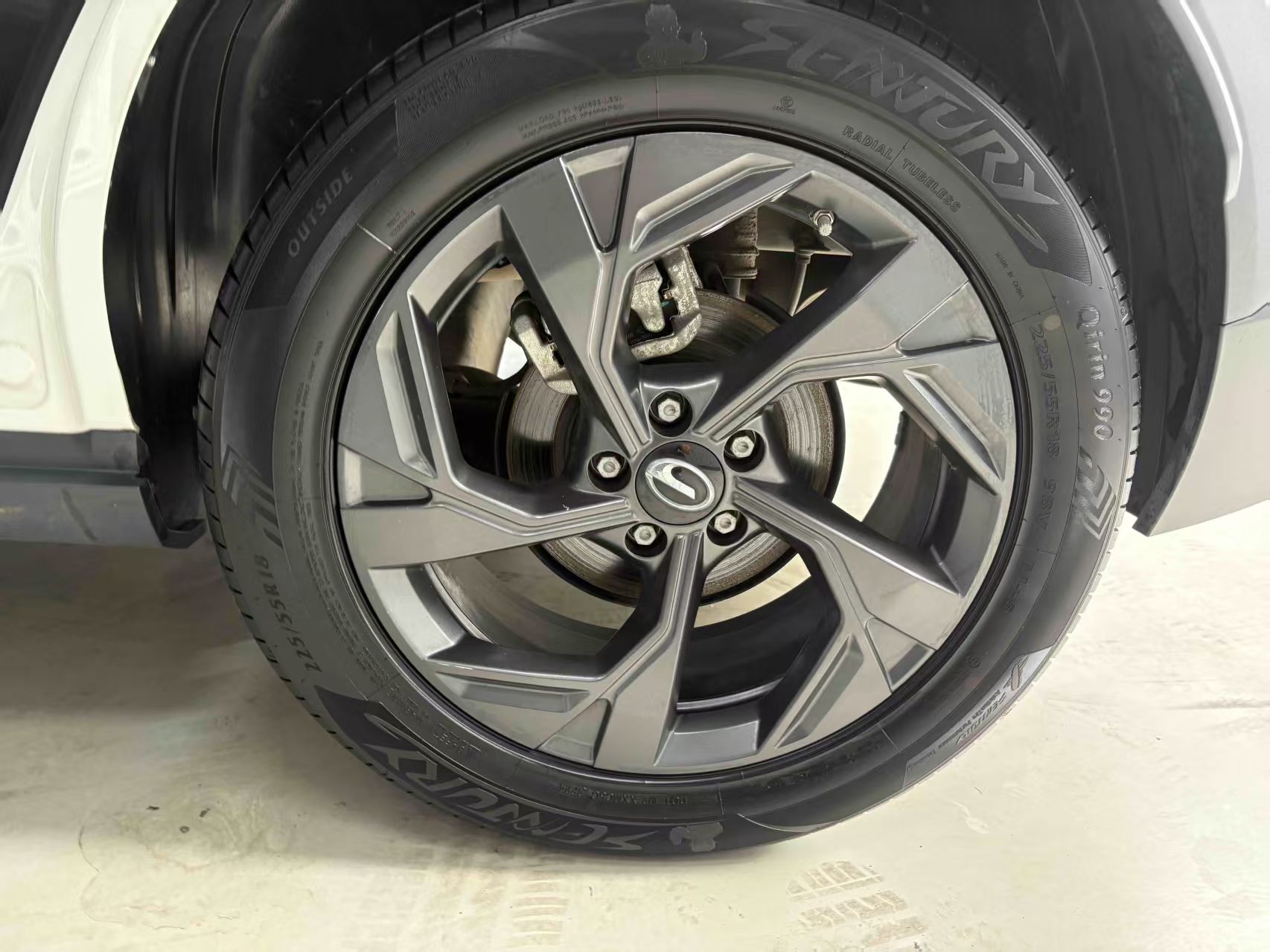 GAC Trumpchi GS3 2024 #2 GAC Trumpchi GS3 2024 car image #2