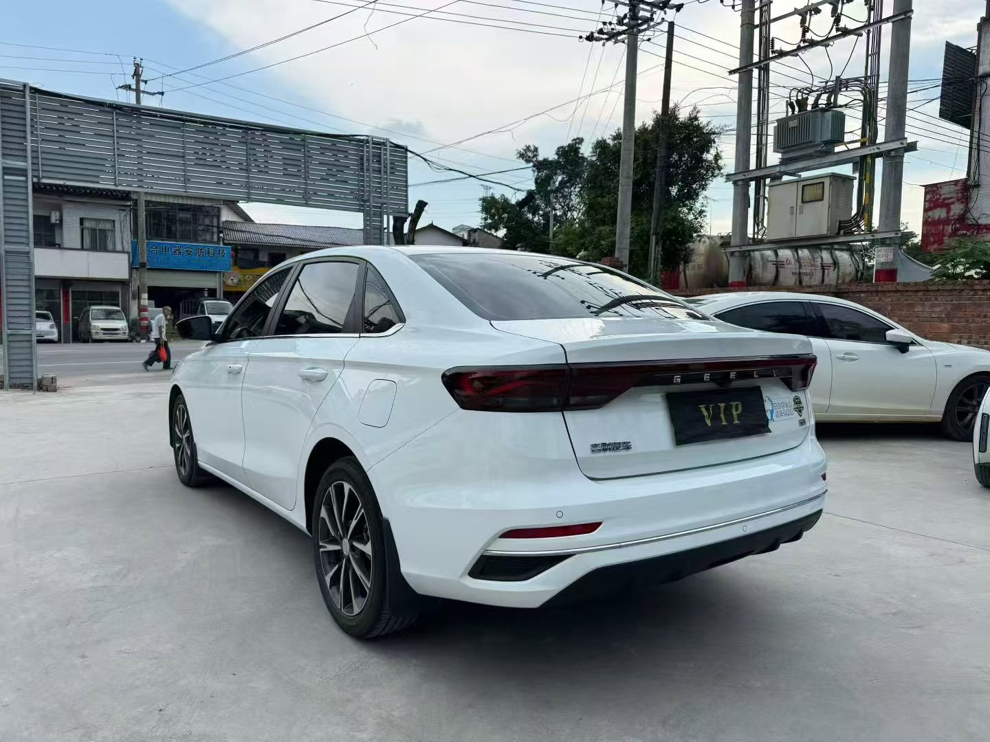 GEELY Emgrand 2025 #3 GEELY Emgrand 2025 car image #3