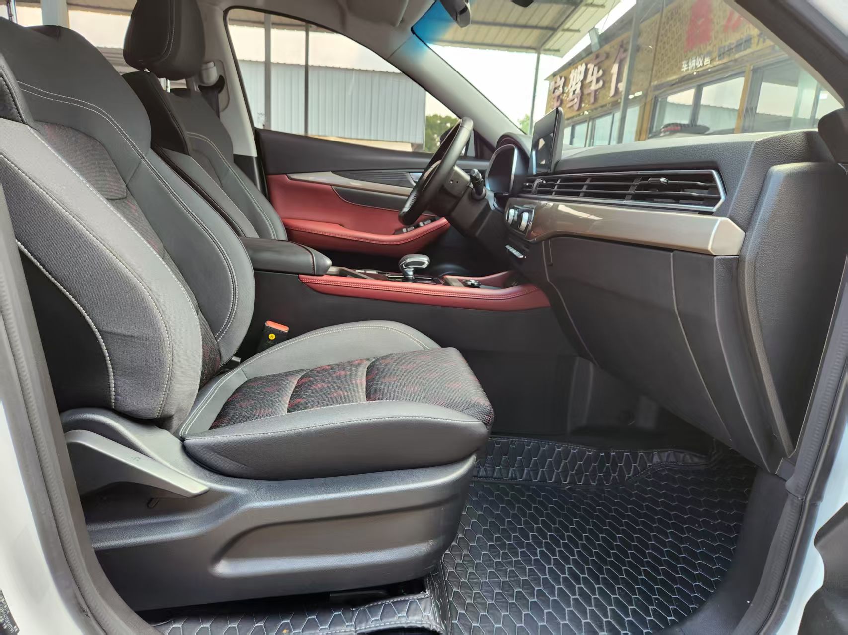Jetour X70 2024 #17 Jetour X70 2024 immagine di auto #17