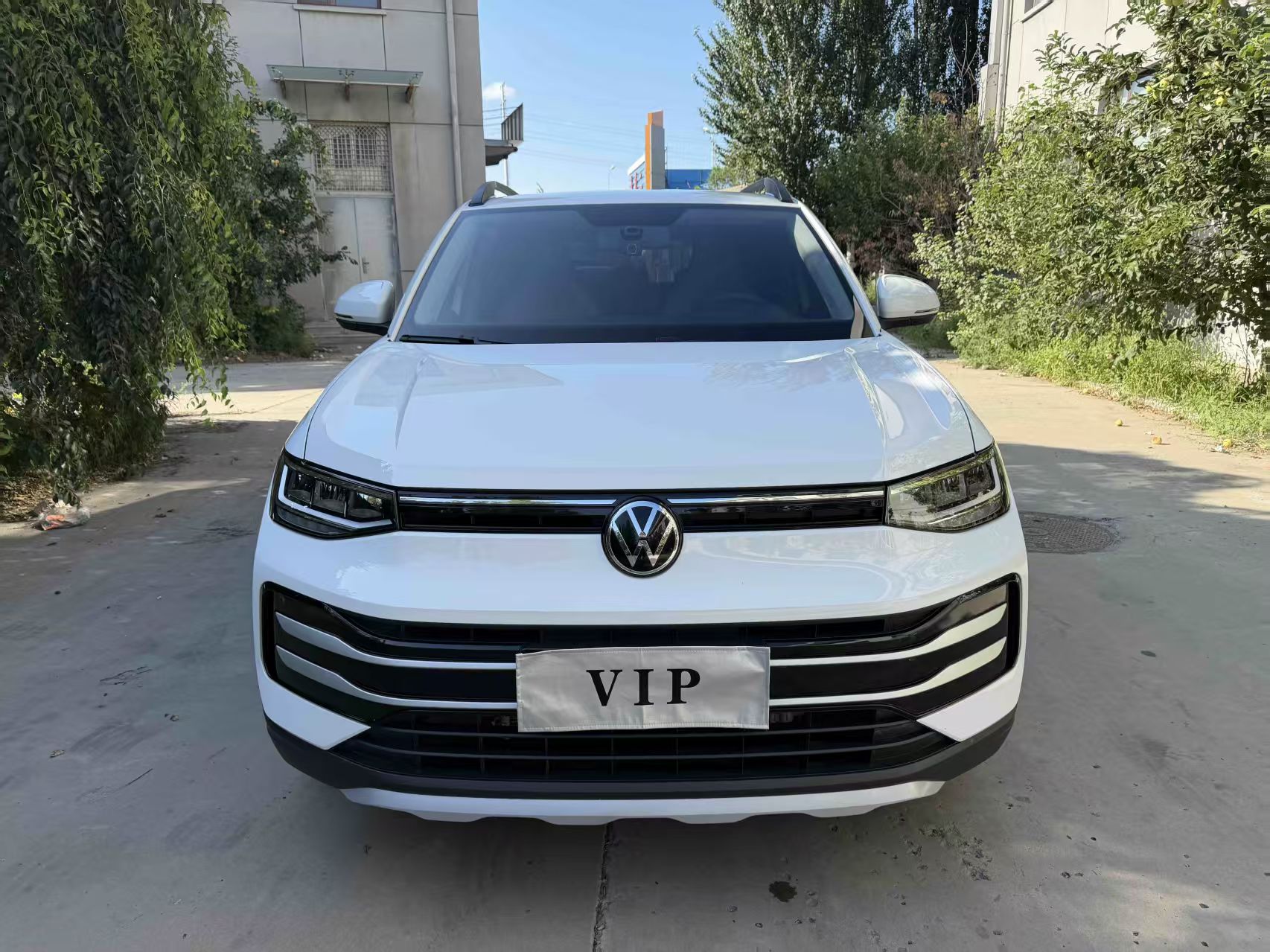 Volkswagen Tharu 2026 car image 
