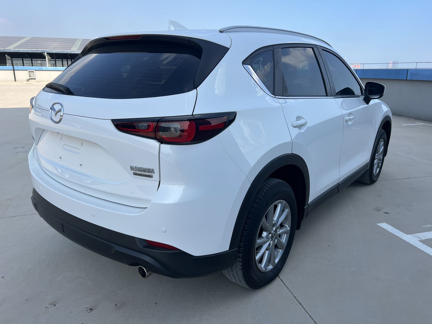 Mazda CX-5 2022 car image #2