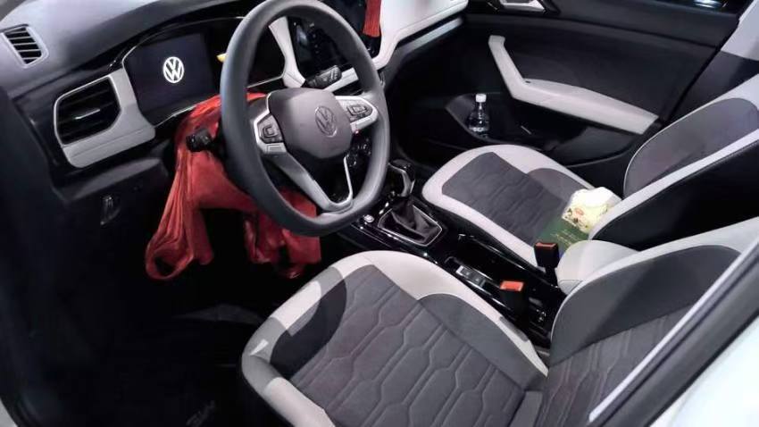 Volkswagen Tharu 2024 imagen de coche #6