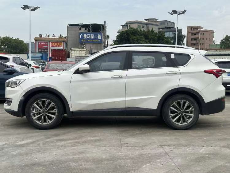 Jetour X70 2018 #2 Jetour X70 2018 car image #2