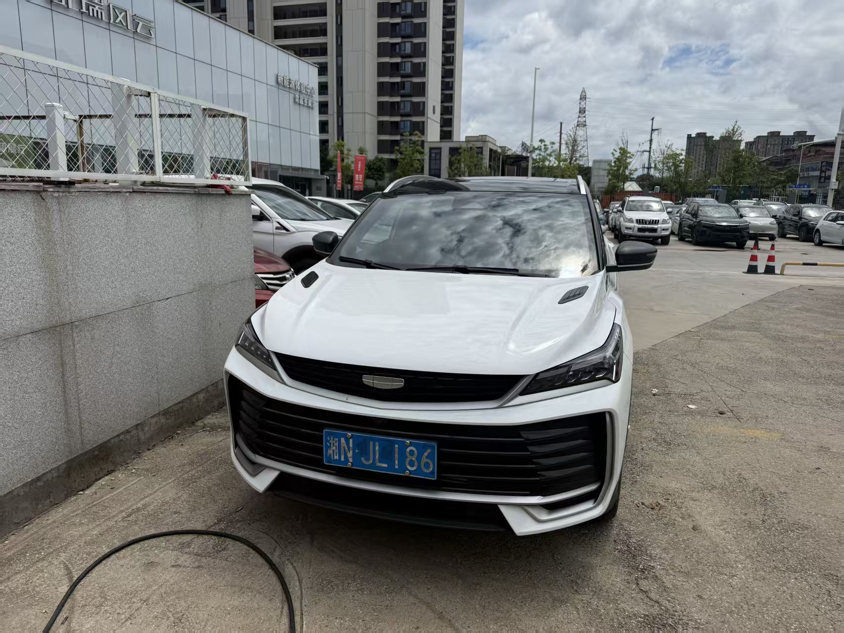 GEELY Coolray 2024 car image 