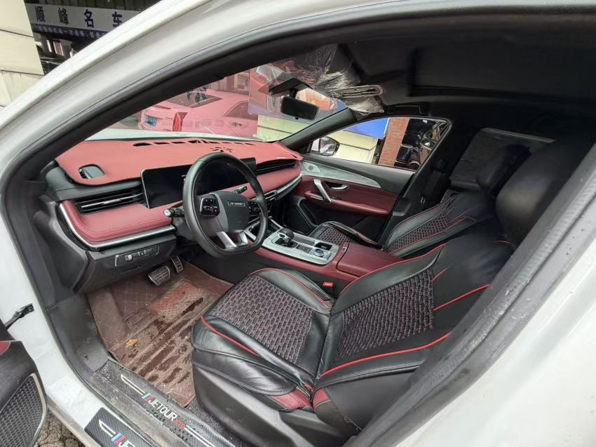 Jetour X70 PLUS 2023 car image #4