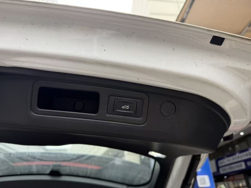 Jetour X70 PLUS 2023 car image #2