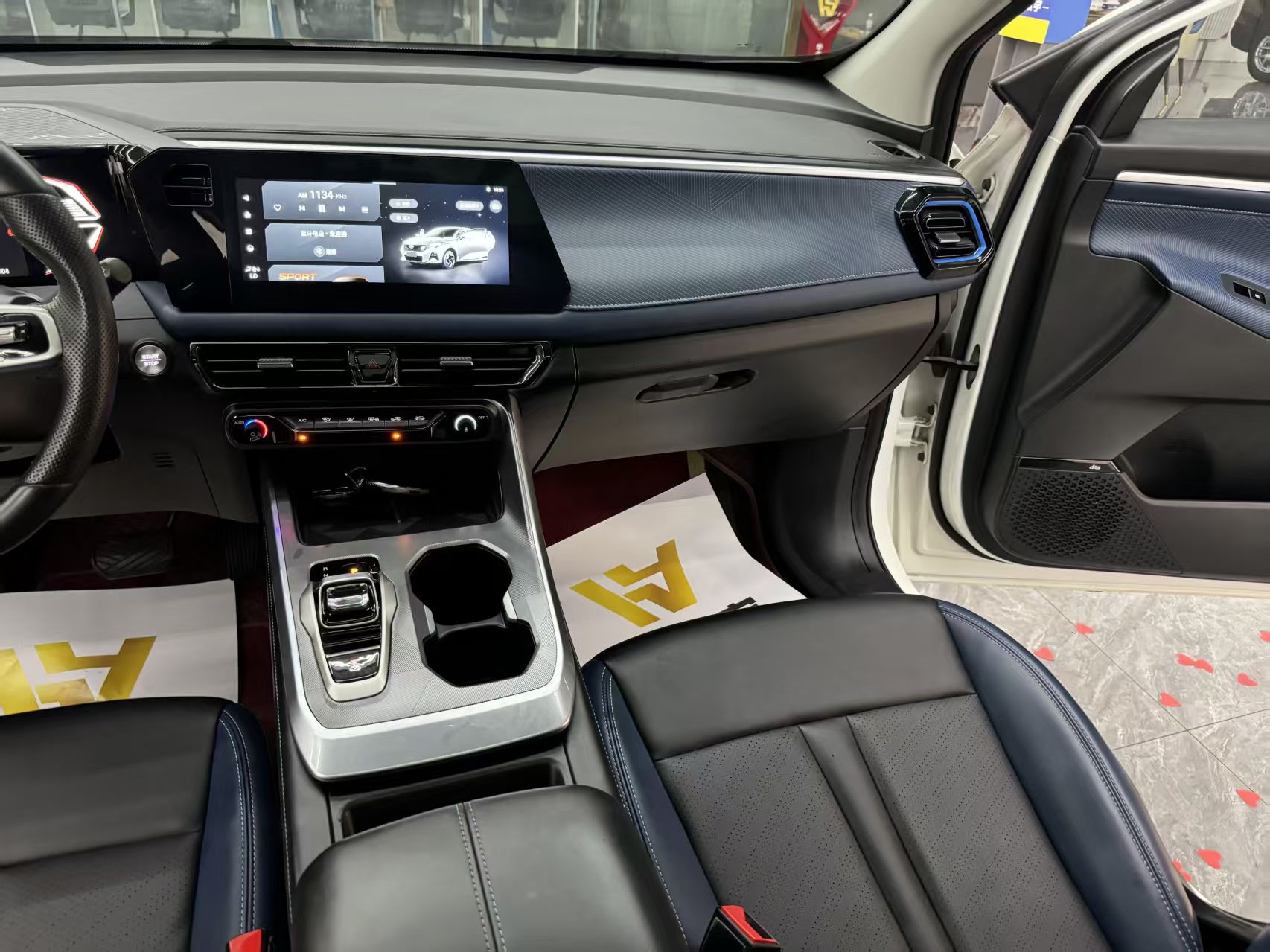 GAC Trumpchi GS3 2023 car image #3