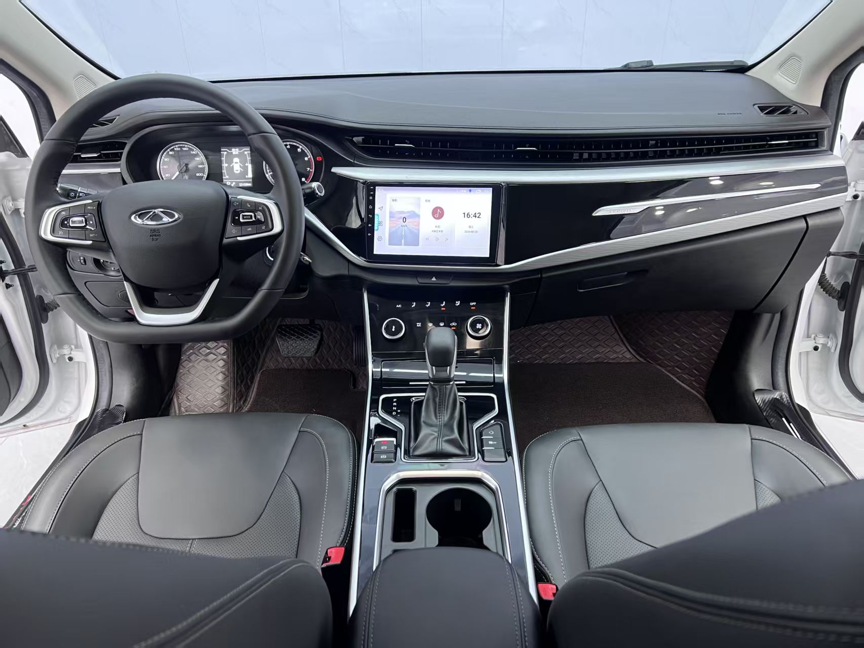 Chery Arrizo 5 2023 car image #15