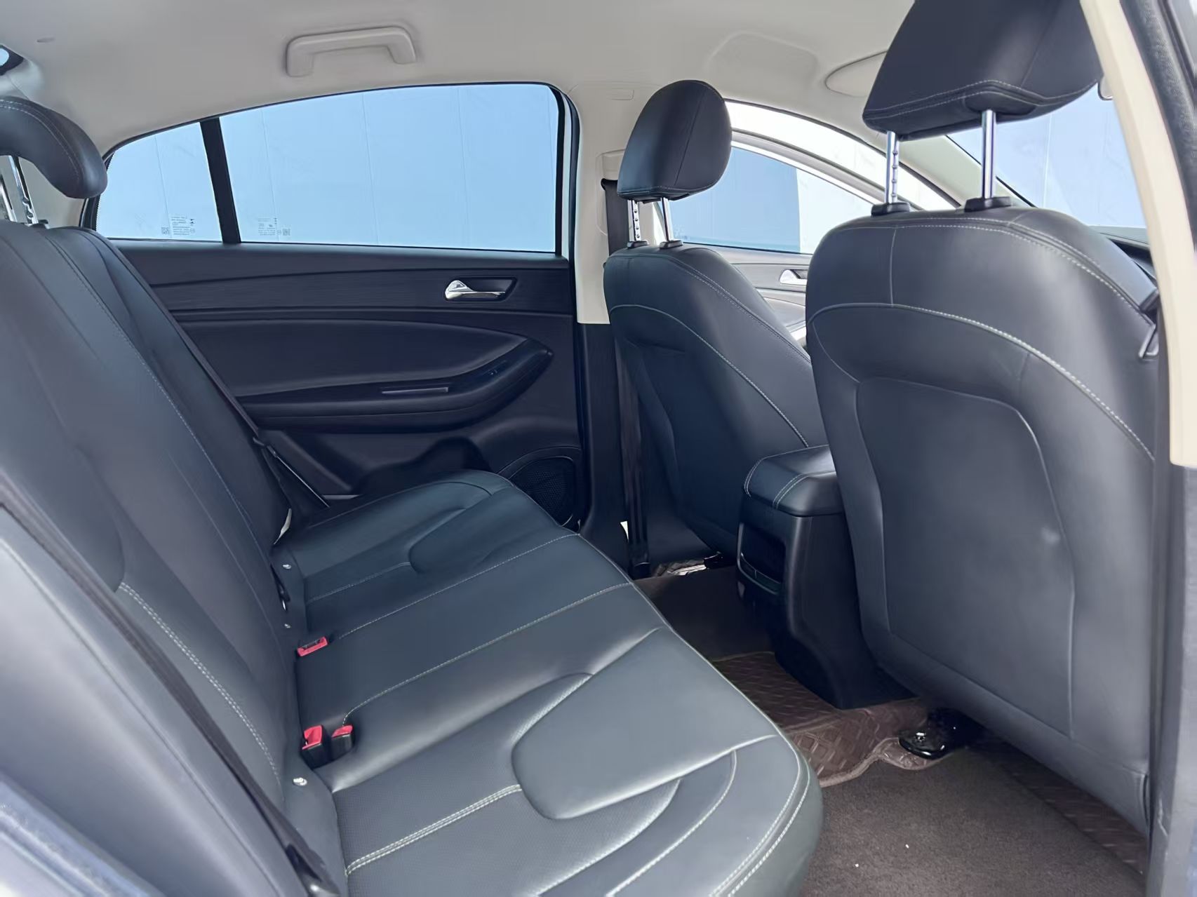 Chery Arrizo 5 2023 car image #12