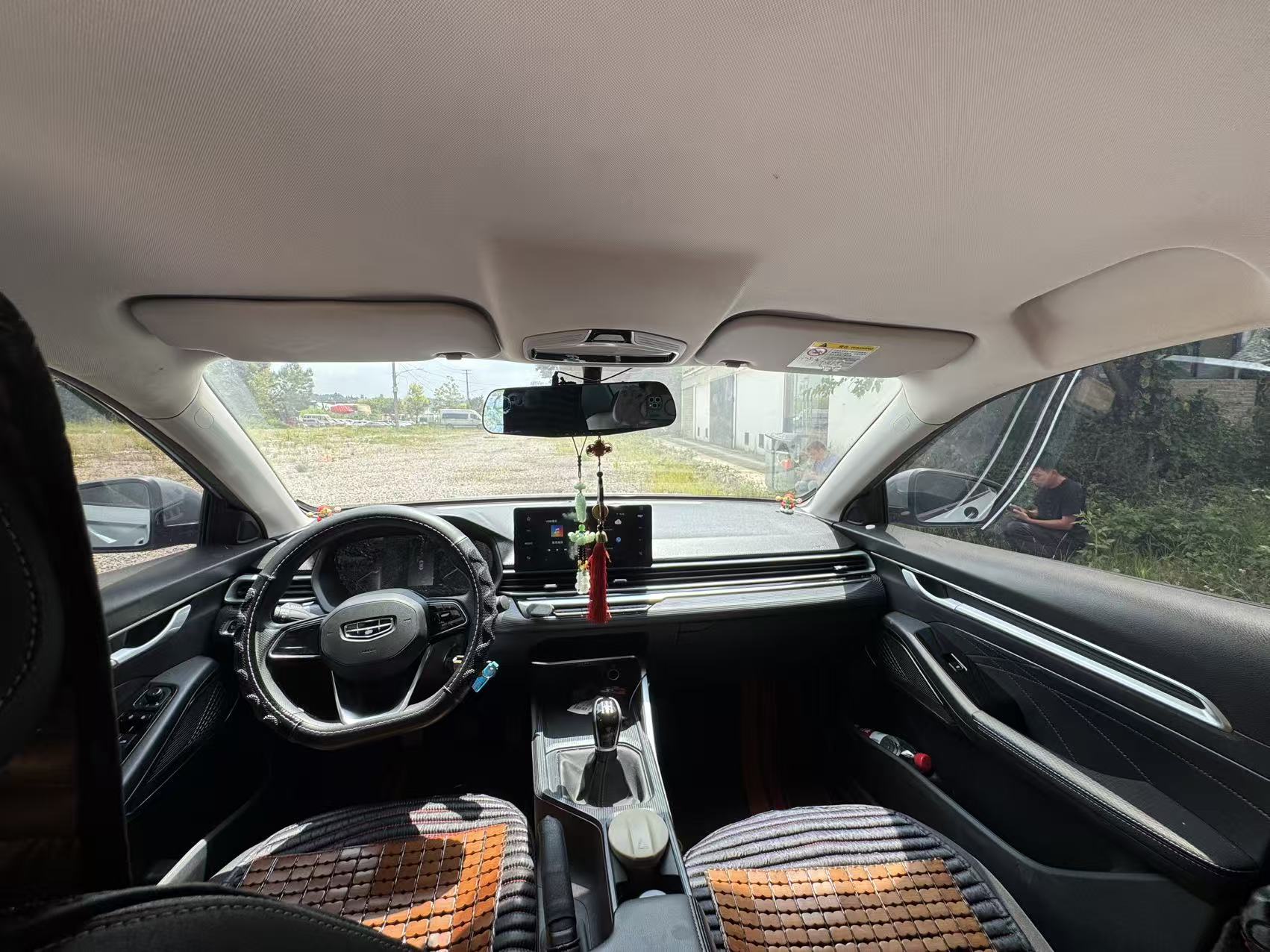 GEELY Emgrand 2023 #8 GEELY Emgrand 2023 صورة سيارة #8