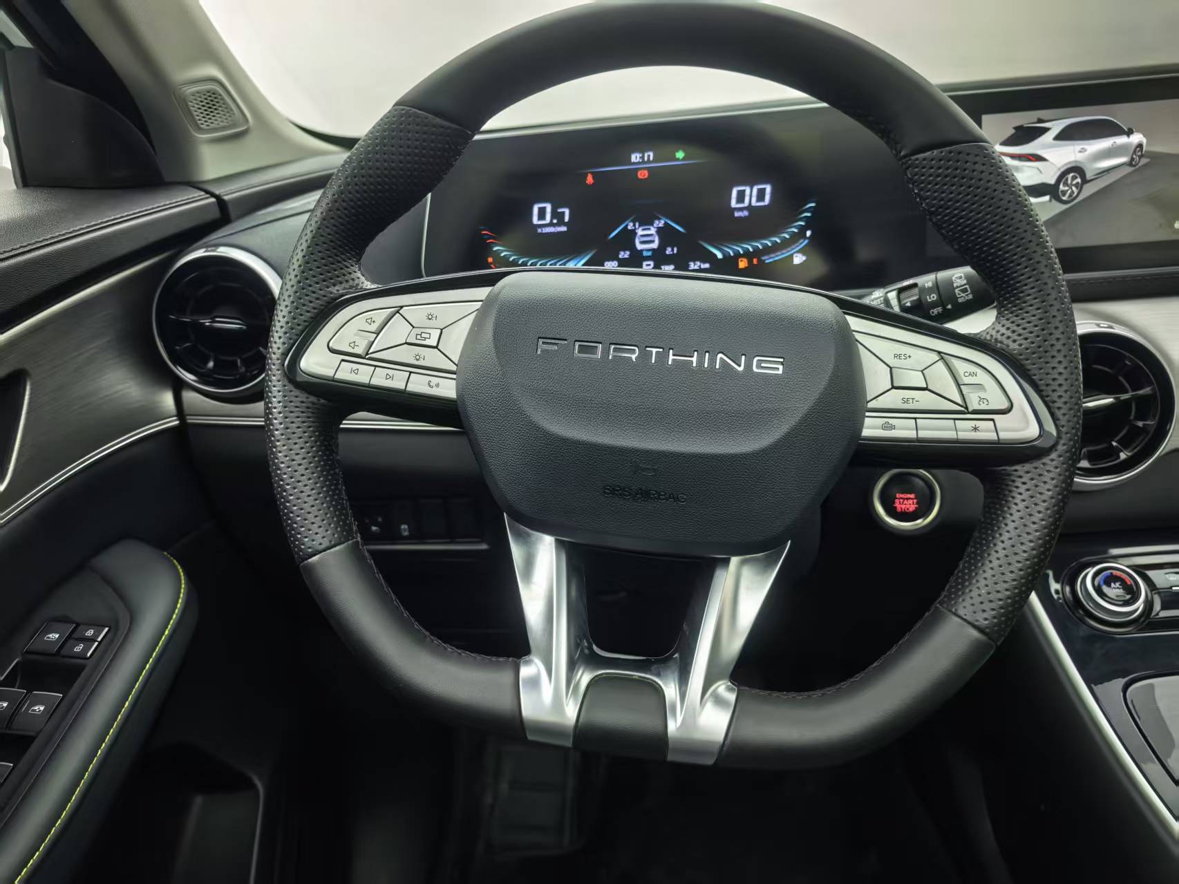 Forthing T5 EVO 2024 #17 Forthing T5 EVO 2024 صورة سيارة #17