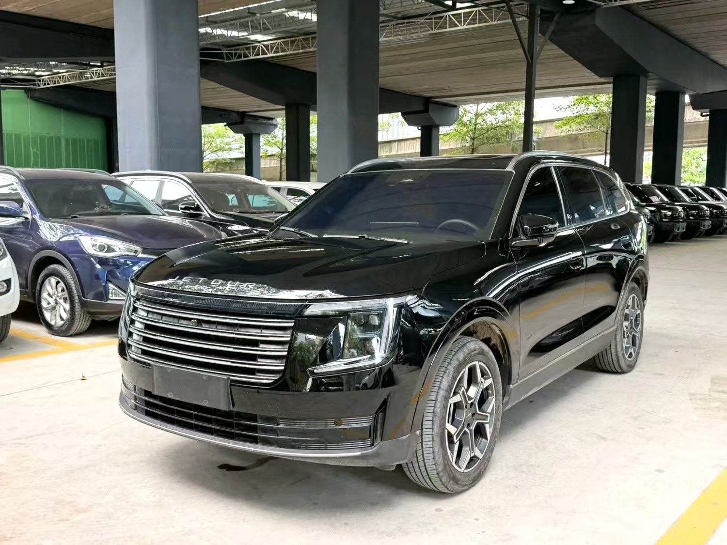 Jetour X70L 2025 Jetour X70L 2025 car image