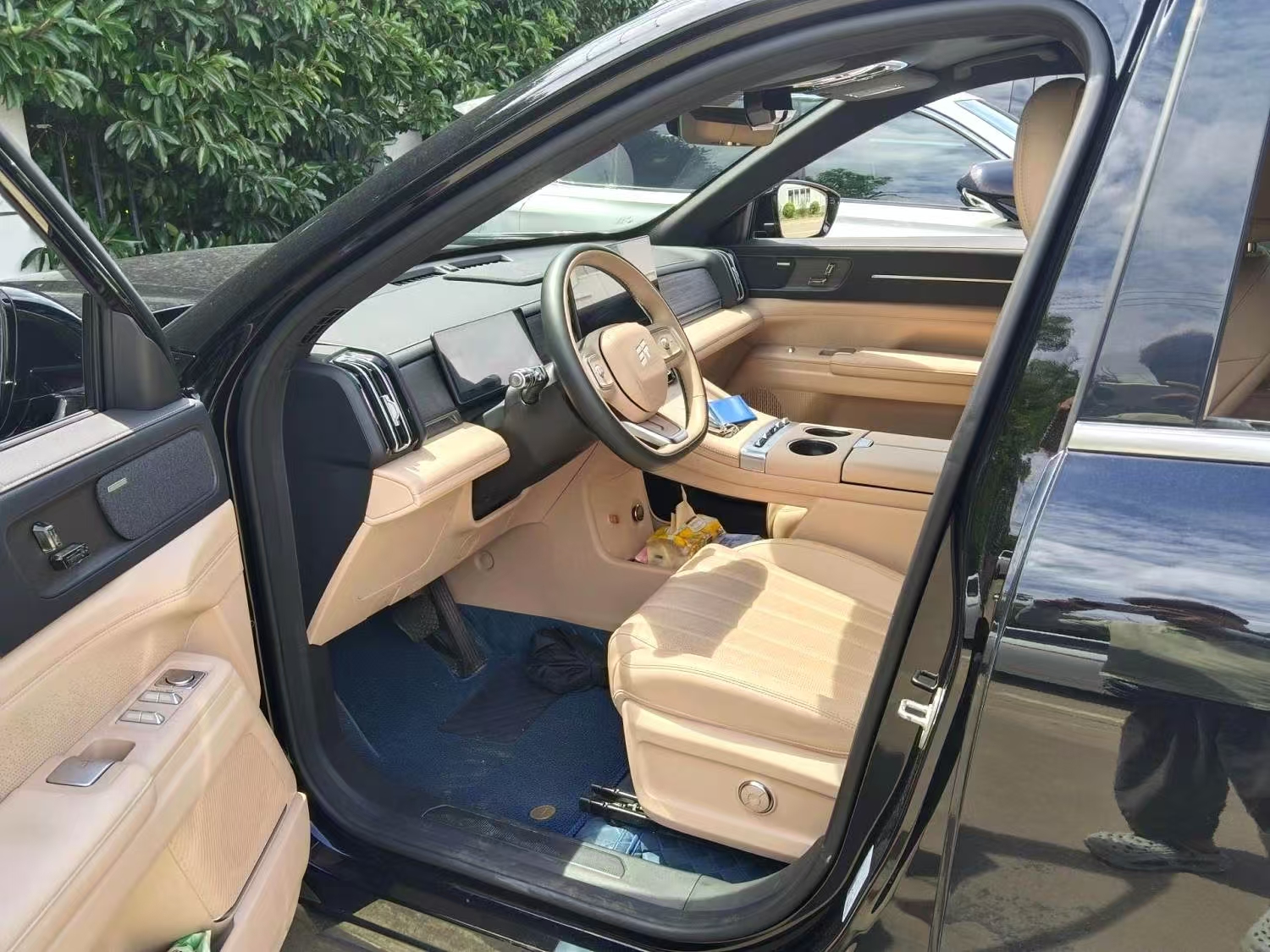 Jetour X70L 2025 car image #10