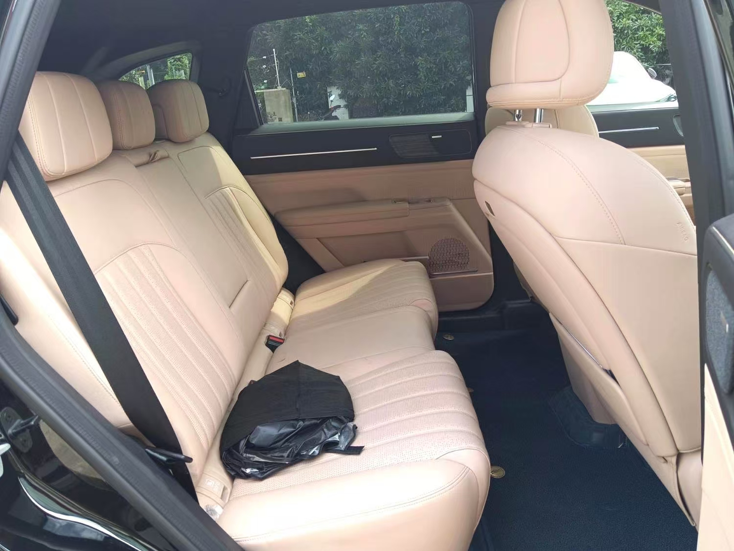 Jetour X70L 2025 car image #9