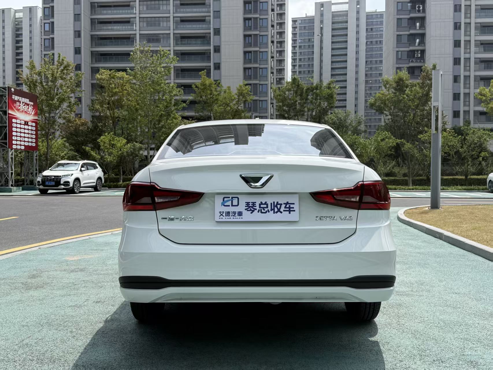 Volkswagen Jetta 2024 car image #4