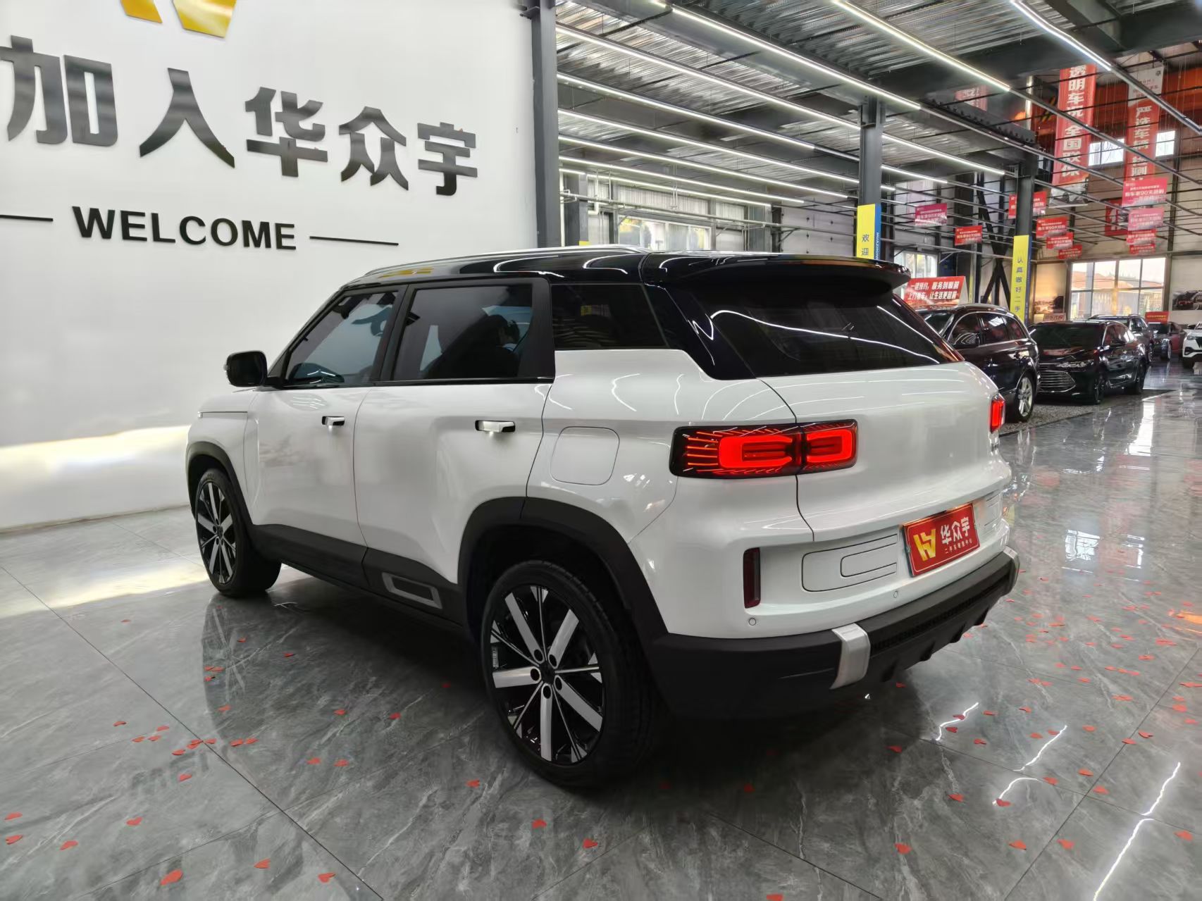 GEELY ICON 2023 #8 GEELY ICON 2023 car image #8