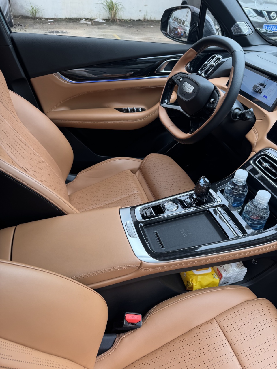 GEELY Boyue L 2025 car image #7