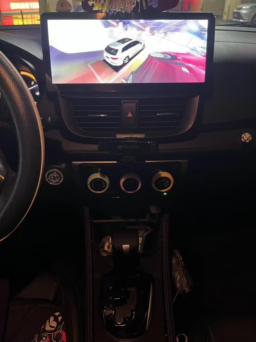 Toyota Yaris L Zhixuan 2023 immagine di auto #5