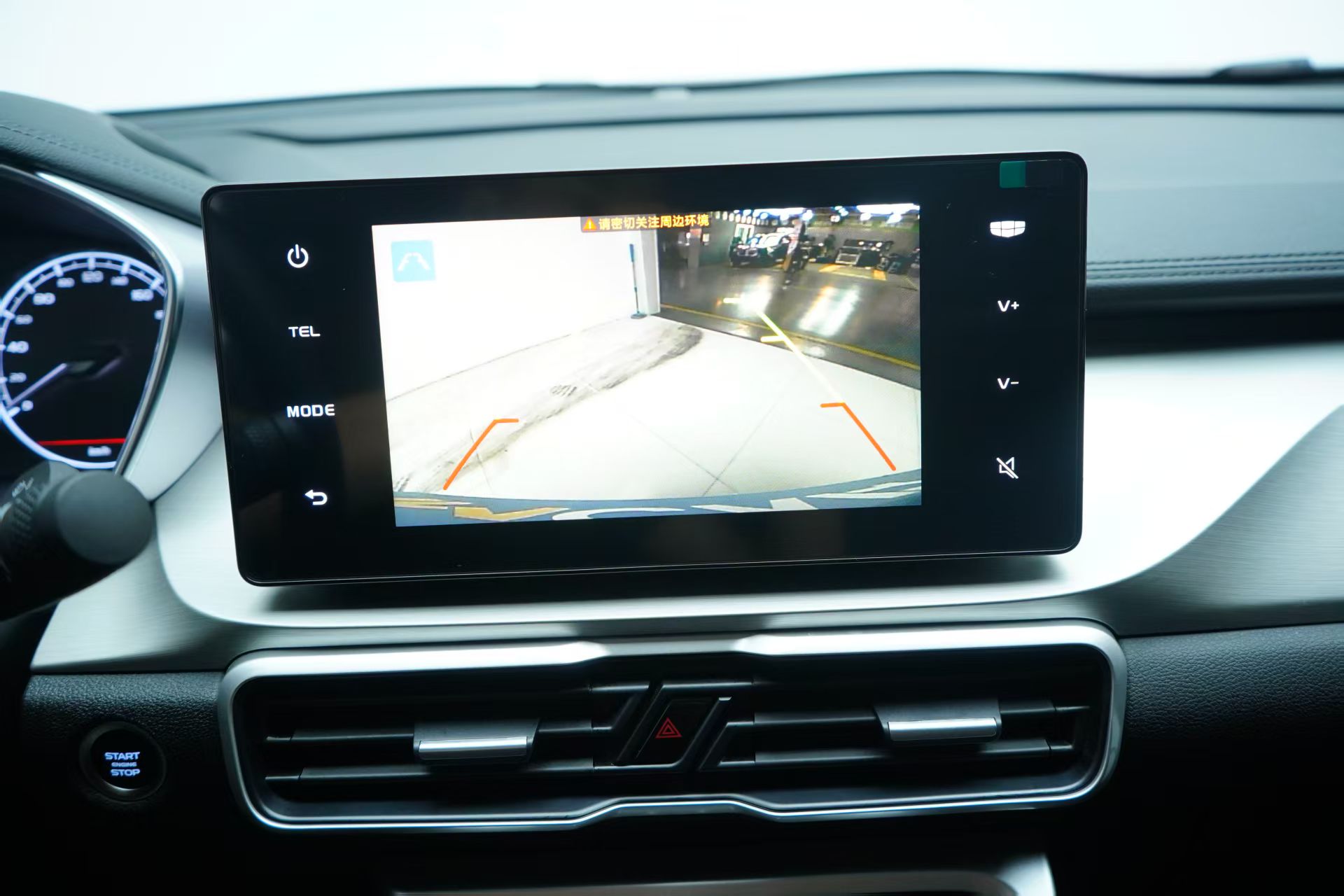 GEELY Coolray 2024 car image #6