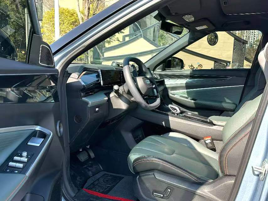 GEELY Boyue 2023 #3 GEELY Boyue 2023 car image #3