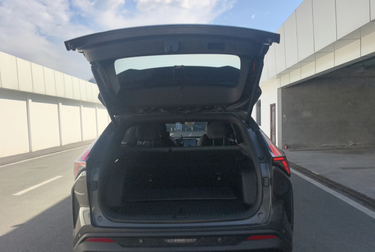 GEELY Boyue 2024 imagem de carro #2