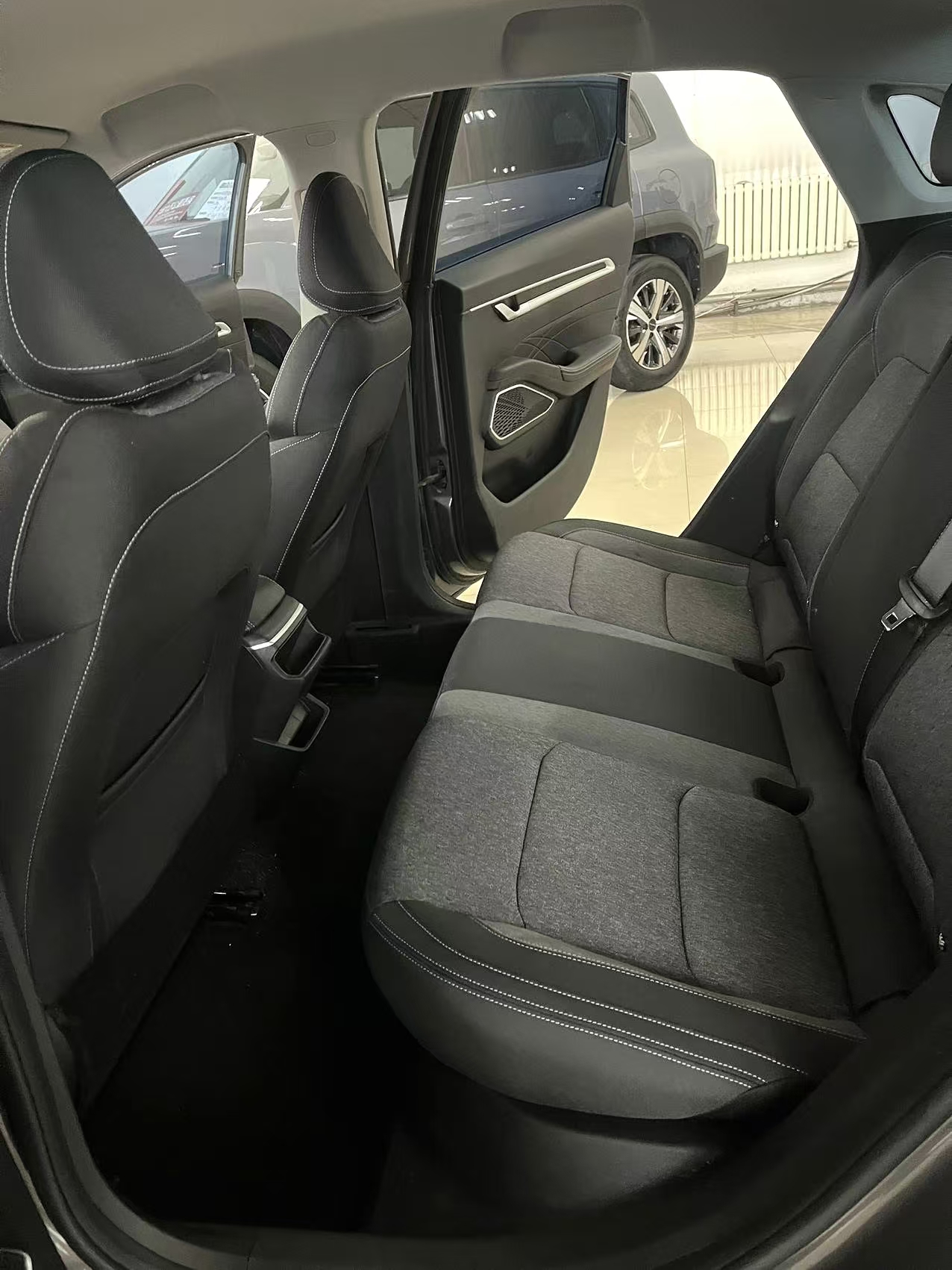 GEELY Emgrand 2024 #7 GEELY Emgrand 2024 car image #7