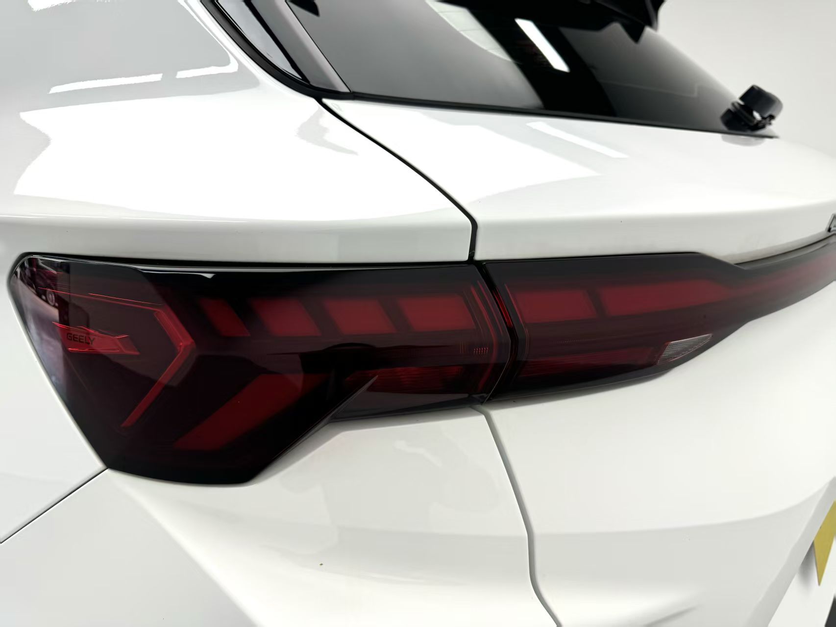GEELY Coolray 2023 car image #3
