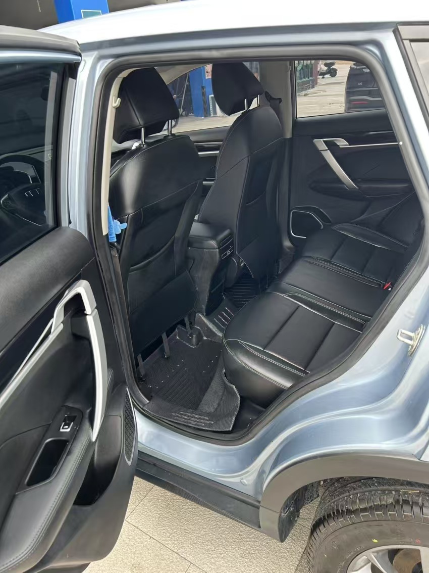 GEELY Coolray 2025 car image #4