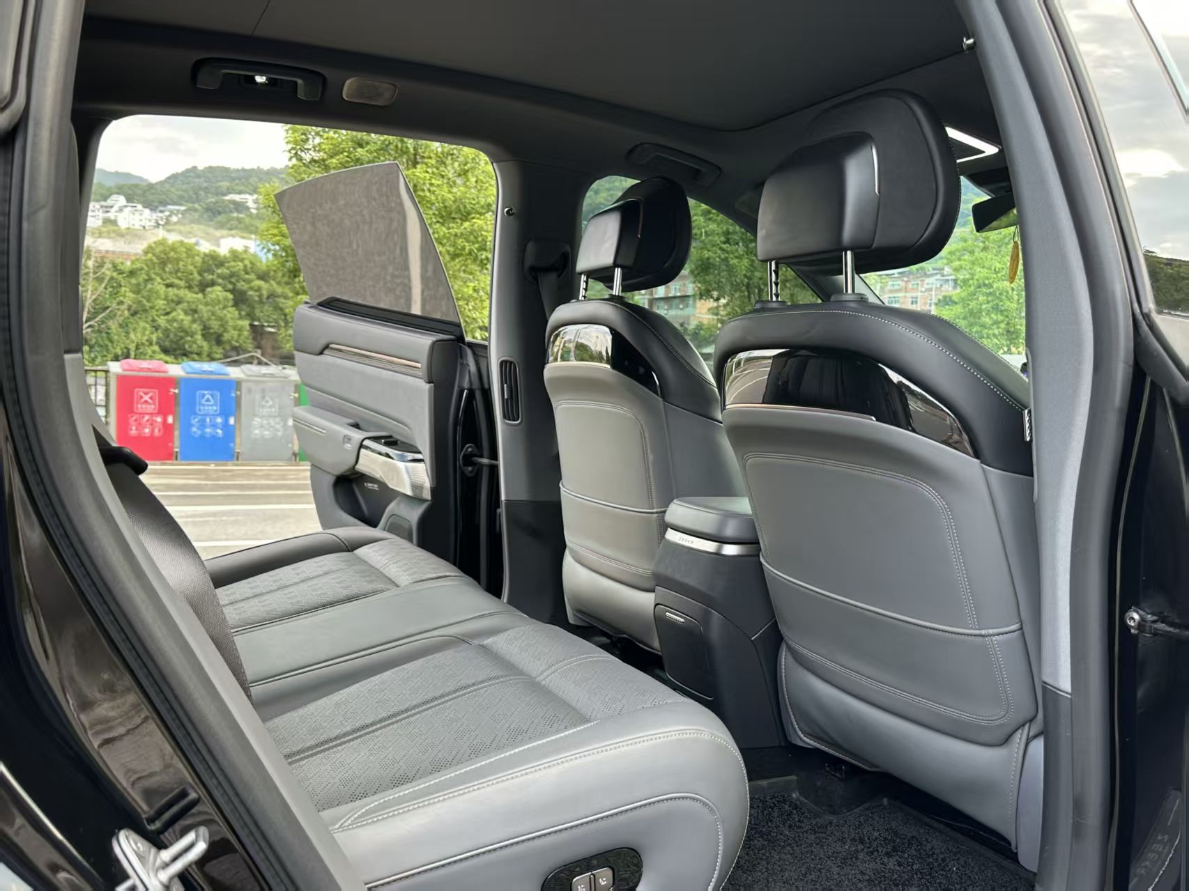 Zeekr 7X 2024 car image #3