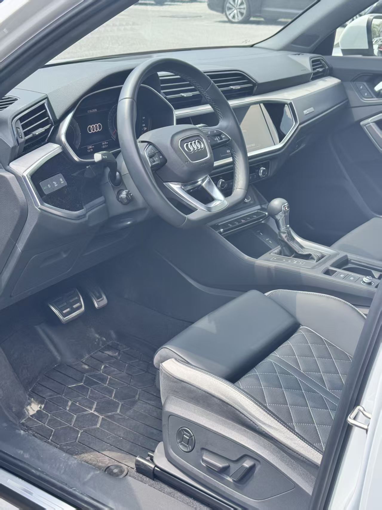 Audi Q3 2025 #5 Audi Q3 2025 car image #5
